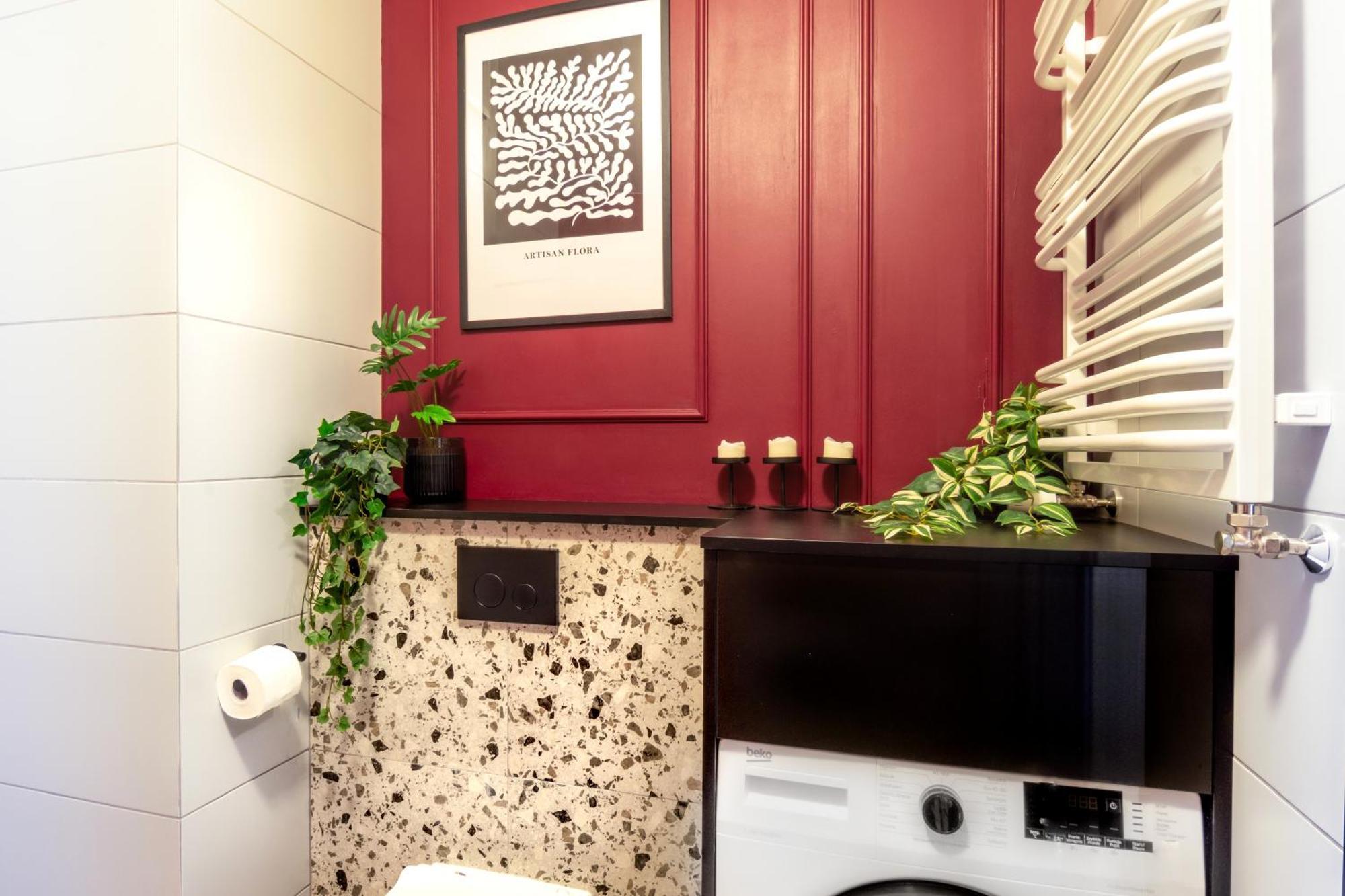 Apartment Colour House *